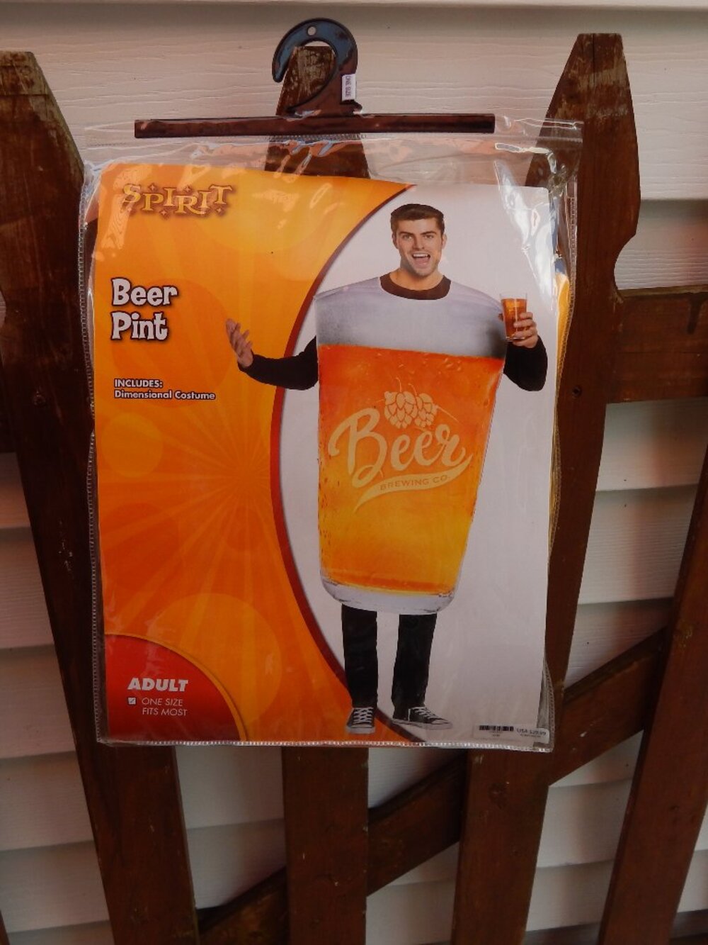 Spirit Halloween Beer Pint Adult Costume One Size Complete Outfit Preowned EXC